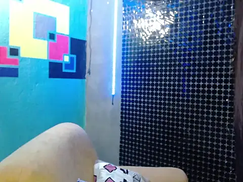 Snapshot of xxxxhotxoxo chatting on 01/24/25, 04:48 xxxxhotxoxo online show from 01/24/25, 04:48