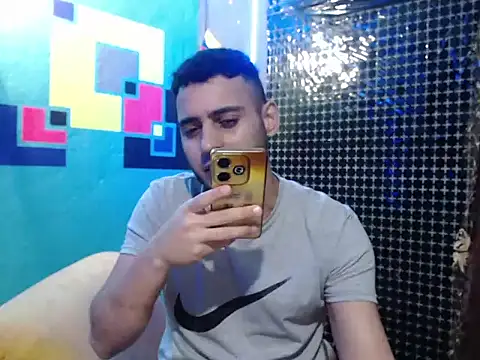 Snapshot of xxxxhotxoxo chatting on 01/26/25, 05:02 xxxxhotxoxo online show from 01/26/25, 05:02