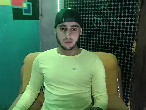 Snapshot of xxxxhotxoxo chatting on 02/11/25, 07:44 xxxxhotxoxo online show from 02/11/25, 07:44