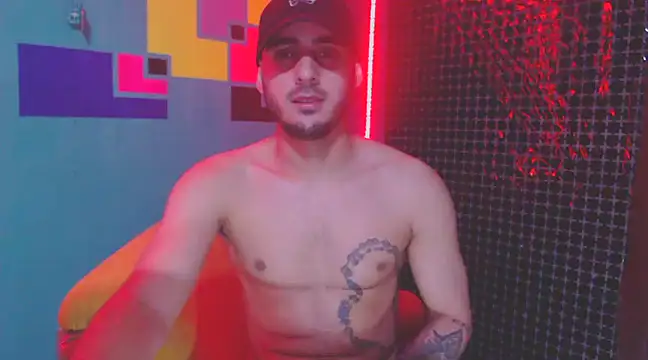 Snapshot of xxxxhotxoxo chatting on 03/19/25, 10:22 xxxxhotxoxo online show from 03/19/25, 10:22