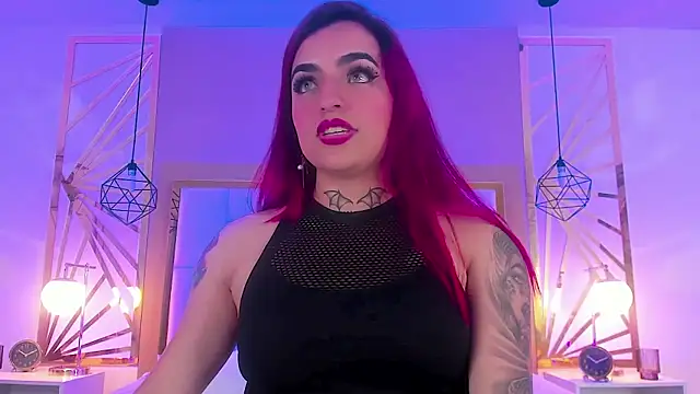 Snapshot of valeriee_millerr_ chatting on 01/03/25, 06:14 valeriee millerr  online show from 01/03/25, 06:14