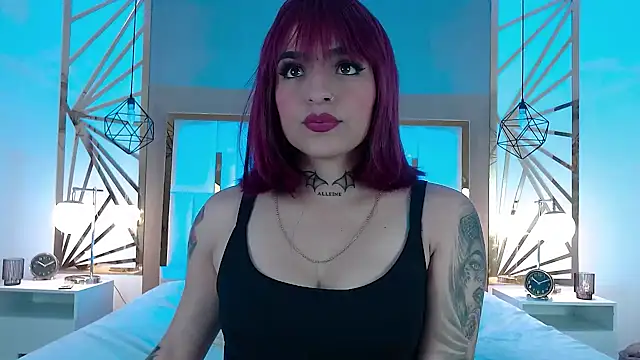 Snapshot of valeriee_millerr_ chatting on 01/21/25, 03:21 valeriee millerr  online show from 01/21/25, 03:21