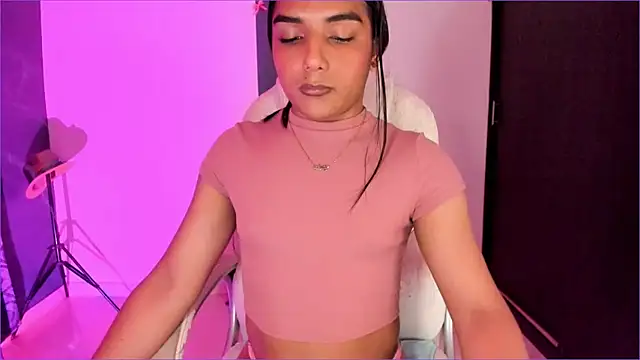 CandyLatinHott online show from 10/21/25, 12:22