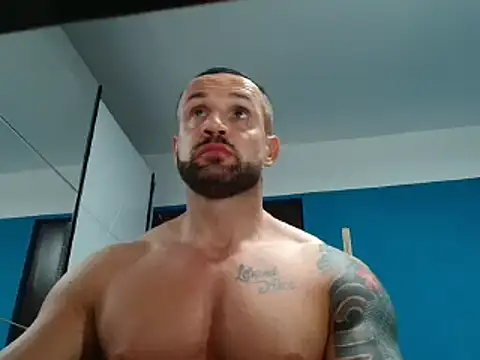 Magnificmuscles89 online show from 03/21/25, 09:34