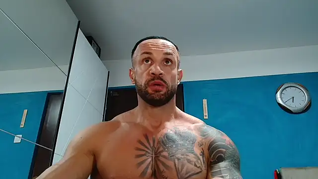 Magnificmuscles89 online show from 10/05/25, 03:43