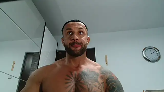 Magnificmuscles89 online show from 04/13/26, 10:59