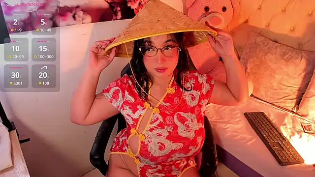 Snapshot of kitty_roouse chatting on 04/30/26, 05:58 kitty roouse online show from 04/30/26, 05:58