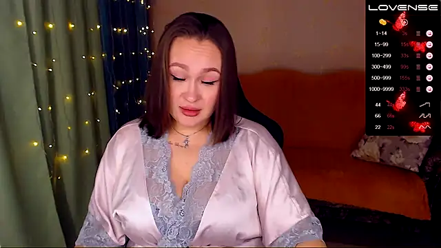 Cutie-Melanie online show from 12/15/24, 07:10