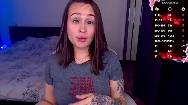 Cutie-Melanie online show from 11/19/25, 12:16