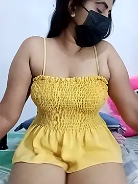 Snapshot of SLZAARA chatting on 10/28/25, 08:11 SLZAARA online show from 10/28/25, 08:11