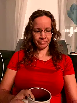 Snapshot of AnnikaRose chatting on 12/03/25, 06:43 AnnikaRose online show from 12/03/25, 06:43