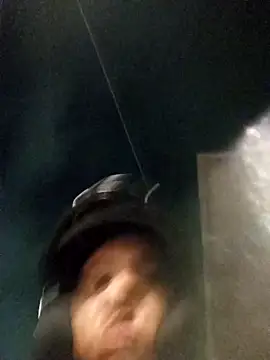 Elvergon3456 online show from 10/04/25, 08:34