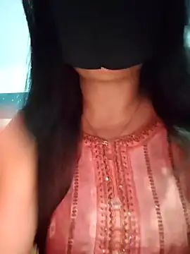 Aishwaryaa 69 online show from 01/15/25, 03:18