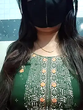 Aishwaryaa 69 online show from 01/19/25, 03:32