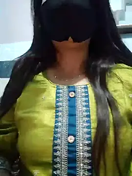 Aishwaryaa 69 online show from 02/03/25, 07:29