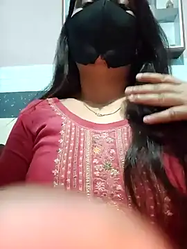 Aishwaryaa 69 online show from 02/04/25, 10:00