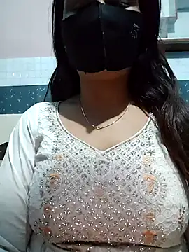 Aishwaryaa 69 online show from 02/08/25, 03:31