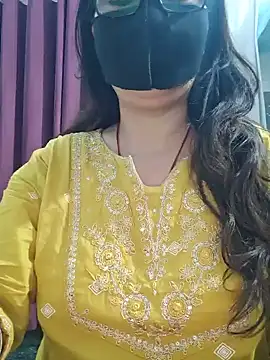 Aishwaryaa 69 online show from 06/05/26, 03:46