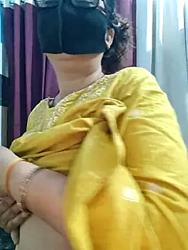 Aishwaryaa 69 online show from 06/23/26, 01:58