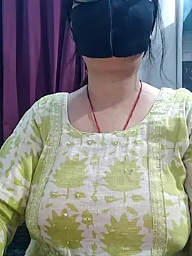 Aishwaryaa 69 online show from 07/12/26, 03:08