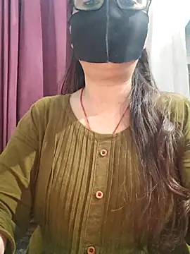 Aishwaryaa 69 online show from 07/24/26, 02:42