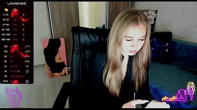  NigoNika online show from 02/06/25, 11:43