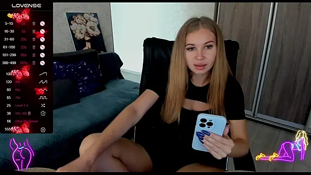  NigoNika online show from 09/22/25, 01:57