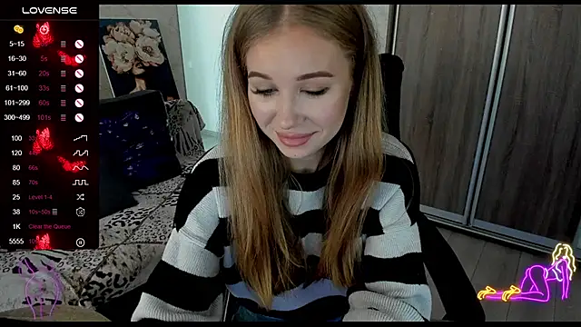  NigoNika online show from 10/04/25, 11:52