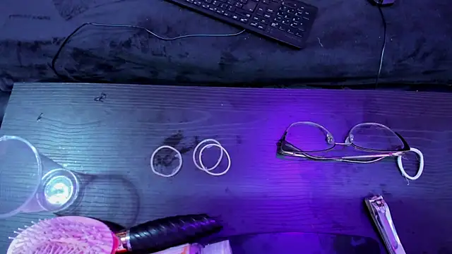 Snapshot of ValerySweety chatting on 10/13/25, 04:56 ValerySweety online show from 10/13/25, 04:56