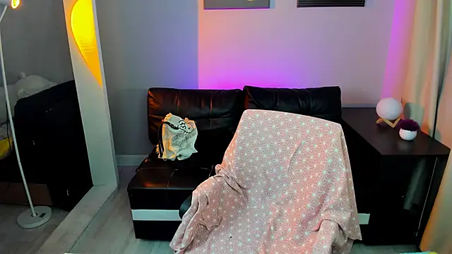 Cassie xKiss online show from 06/10/26, 08:52