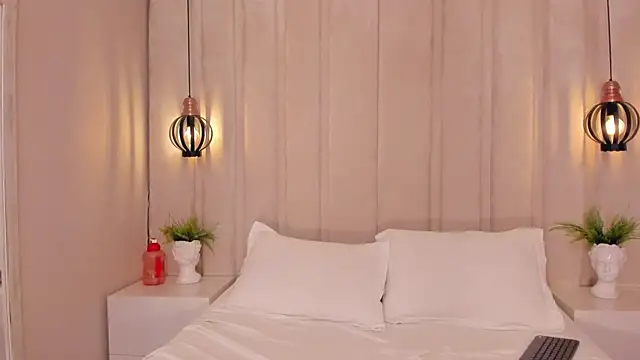 bonniekim  online show from 01/31/25, 07:08