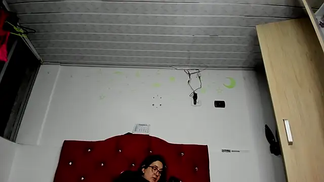 Sweet-Suck69 online show from 03/13/25, 04:49