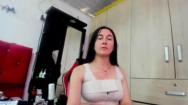 Sweet-Suck69 online show from 09/10/25, 02:17