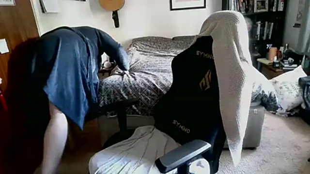 Hairy Guy30 online show from 05/14/26, 03:41