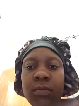 mloghyfsa online show from 12/02/25, 05:46