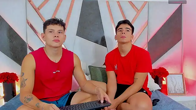 Snapshot of its_liam18 chatting on 12/03/25, 11:47 its liam18 online show from 12/03/25, 11:47