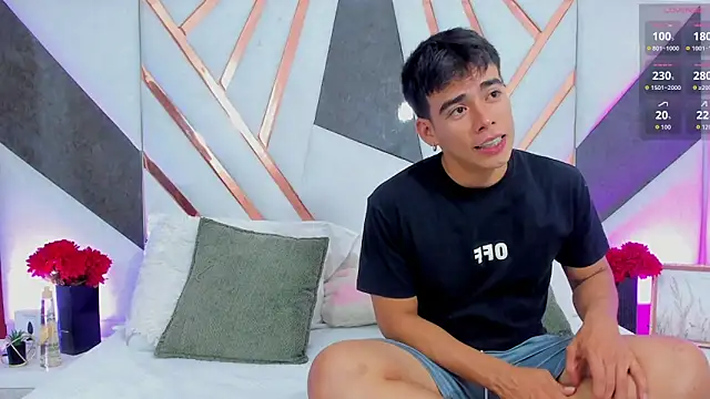 Snapshot of its_liam18 chatting on 12/18/25, 08:59 its liam18 online show from 12/18/25, 08:59