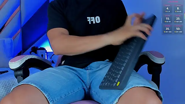 its liam18 online show from 07/29/26, 01:37