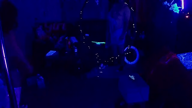 Snapshot of Avaivory chatting on 02/07/25, 03:23 Avaivory online show from 02/07/25, 03:23