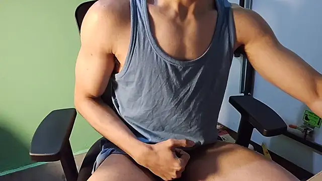 hot asian boy online show from 02/21/25, 08:18