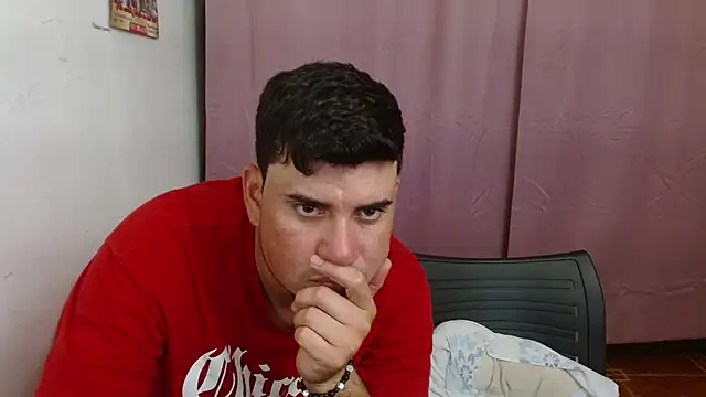 dannamomcerrat online show from 03/21/25, 11:34
