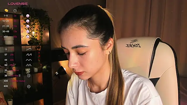 DarlaLike online show from 11/08/25, 03:39