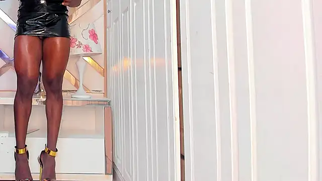 Snapshot of BriggitteEbonny chatting on 09/24/25, 05:55 BriggitteEbonny online show from 09/24/25, 05:55