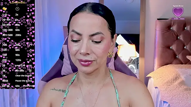 veronika naughty online show from 10/14/25, 01:34