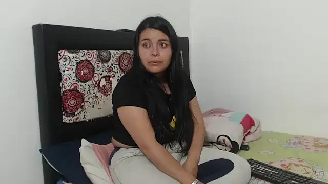 Snapshot of yournaughtyandsexyprinces chatting on 01/17/25, 03:45 yournaughtyandsexyprinces online show from 01/17/25, 03:45