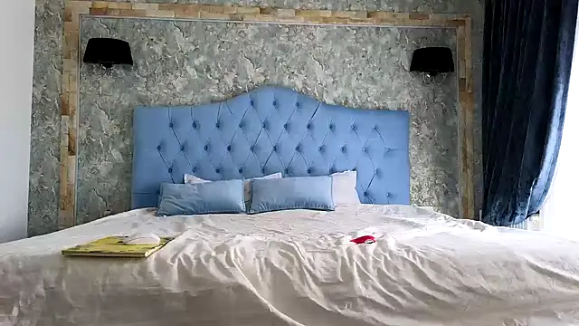 Blanca1 online show from 09/26/25, 08:40