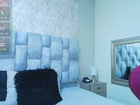 Snapshot of charlotte__G chatting on 09/30/25, 10:53 charlotte G online show from 09/30/25, 10:53