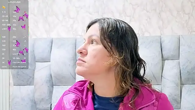 Snapshot of charlotte__G chatting on 10/05/25, 11:08 charlotte G online show from 10/05/25, 11:08