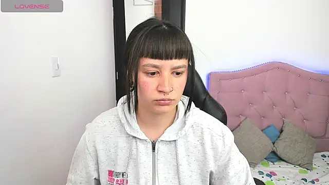 Katalina novoa online show from 01/10/25, 03:06