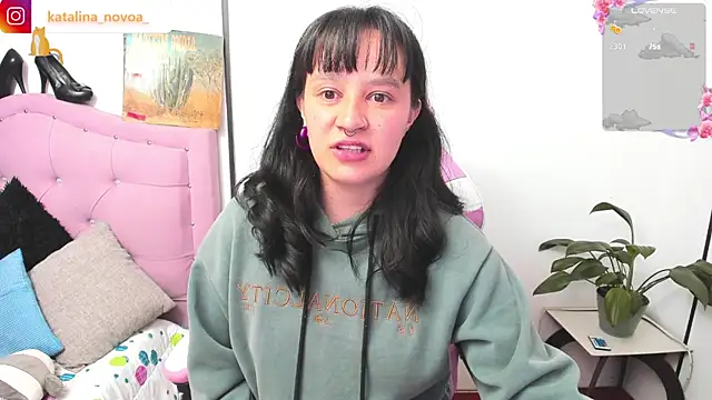 Katalina novoa online show from 05/26/26, 02:07